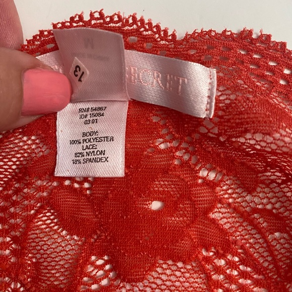 Victoria's Secret lace Cami sexy babydoll pleated hem, Size medium - Picture 9 of 11